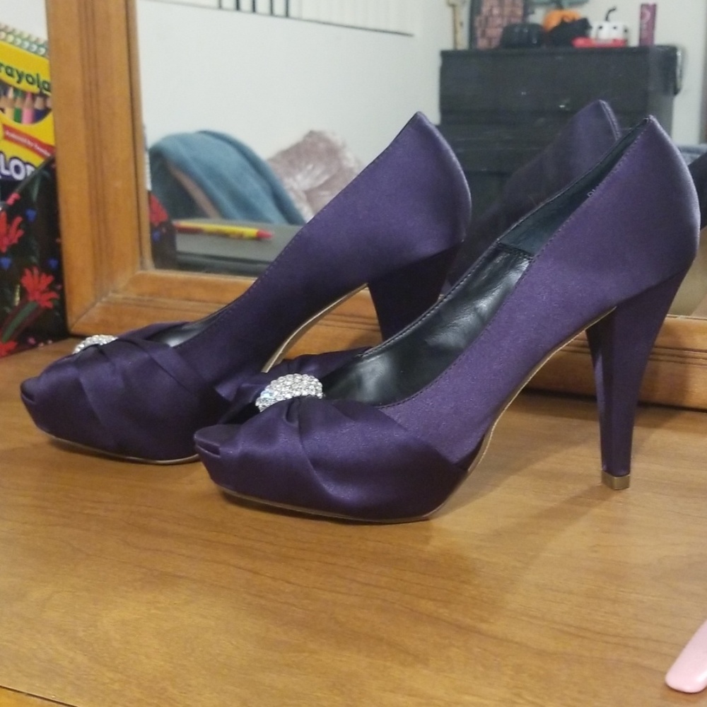 Dark purple Michaelangelo High Heels